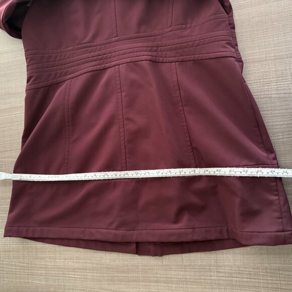 Kenneth Cole Reaction - Burgundy Hooded Rain Coat with Zipper and Button detail - Picture 14 of 15